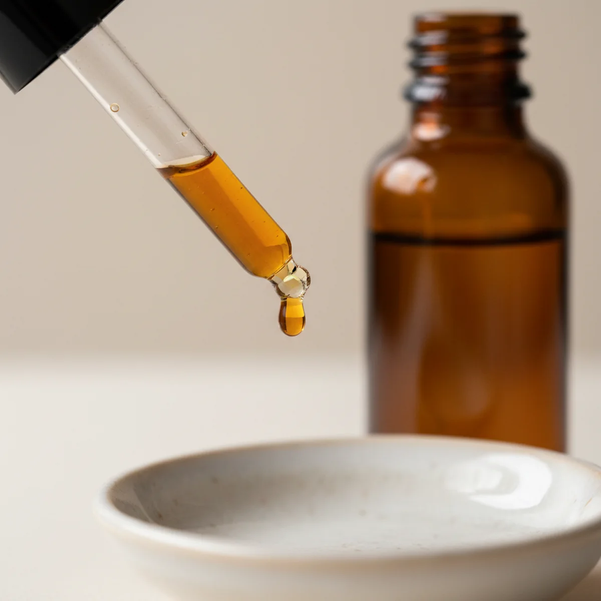 Close-up product detail - vitamin C - Reforme Lab